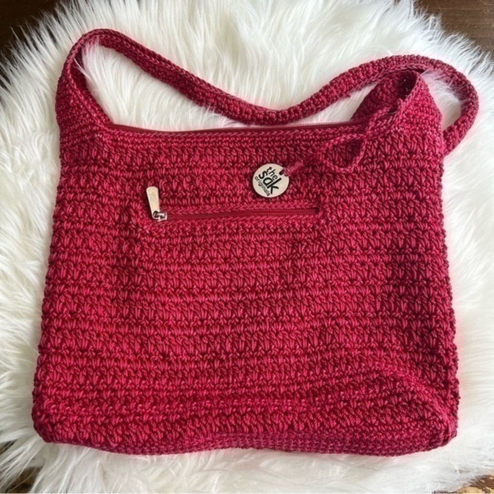 HP ✨ The Sak Red Knit Shoulder Bag